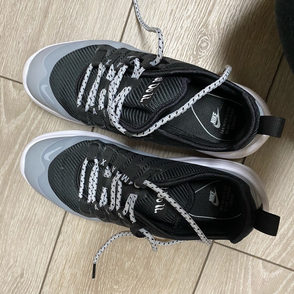 Nike air max size 7
